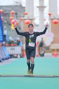 BIB: 5430
                            <button type="button" onclick="openModal(21763835)" class="btn btn-primary btn-sm float-right btn-popup" data-toggle="modal" data-target=".modal-high-quality">
                        <i class="fas fa-shopping-cart"></i> Add to Cart
                    </button>
                                            <button type="button" onclick="isThisMe(21763835, true)" class="btn btn-success btn-sm float-right btn-popup btn-isme hidden" data-toggle="tooltip" data-placement="bottom" title="นี่คือรูปของคุณใช่ไหม คลิกที่นี่เพื่อเอาเข้าอัลบั้ม">
                        <i class="fas fa-plus"></i> Add to album
                    </button>
                    <button type="button" onclick="isThisMe(21763835, false)" class="btn btn-warning btn-sm float-right btn-popup btn-isnotme hidden">
                        <i class="fas fa-ban"></i> Remove from album
                    </button>